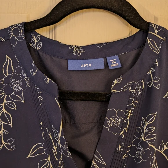 Apt 9 tie waist dress. Petite medium - Picture 3 of 6